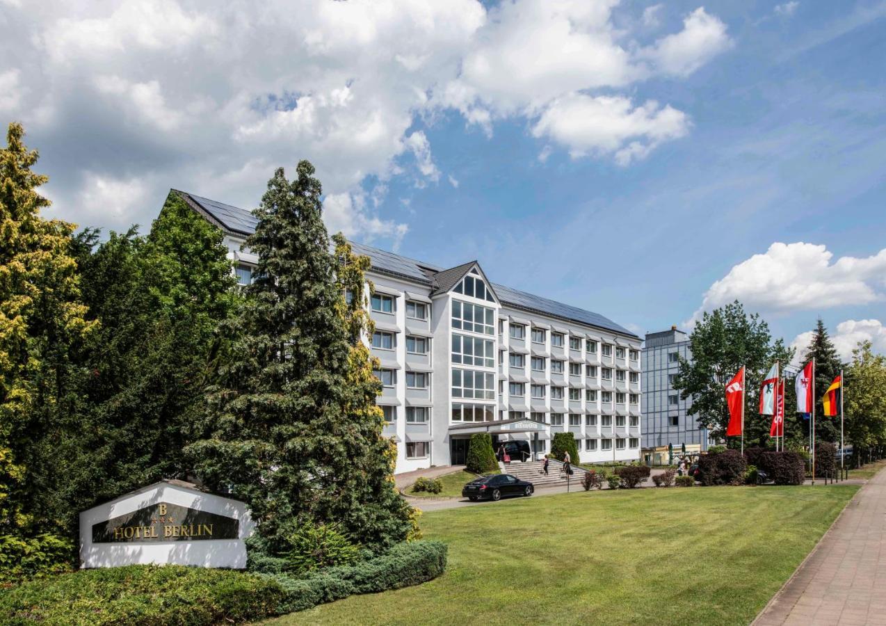 Lat Hotel & Apartmenthaus Berlin Eisenhuttenstadt Bagian luar foto