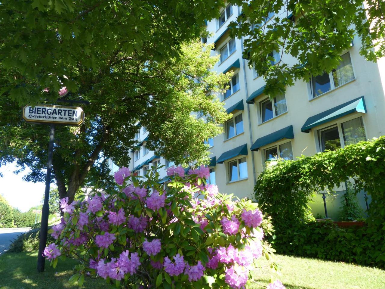 Lat Hotel & Apartmenthaus Berlin Eisenhuttenstadt Bagian luar foto